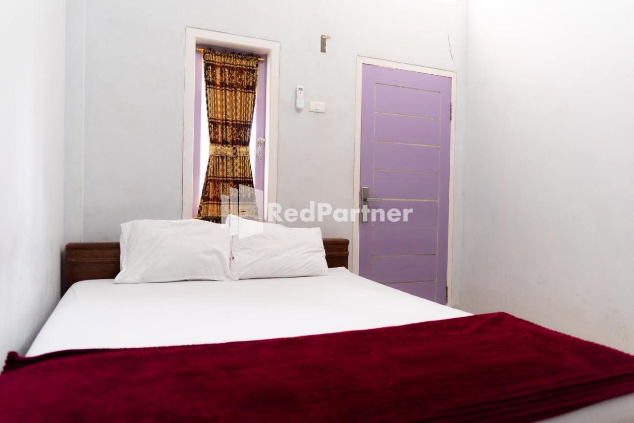 Pondok Kelapa Homestay Lampung Mitra Reddoorz Бандар-Лампунг Екстер'єр фото