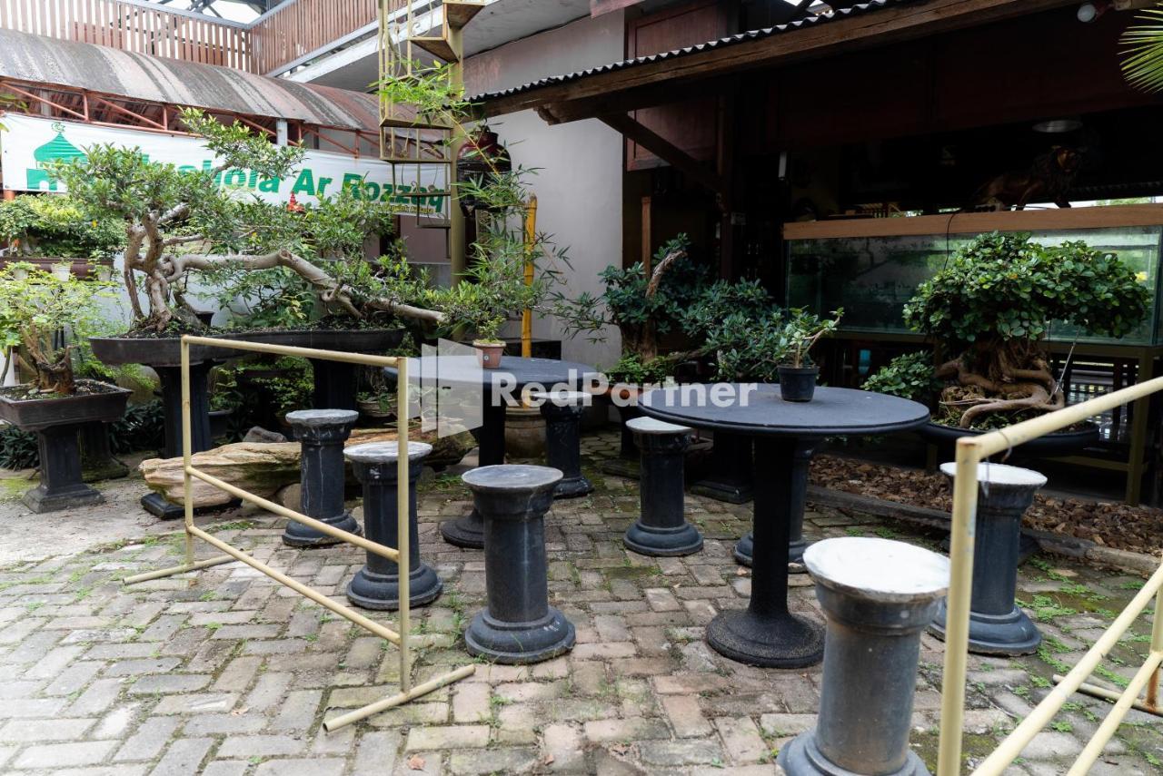 Pondok Kelapa Homestay Lampung Mitra Reddoorz Бандар-Лампунг Екстер'єр фото