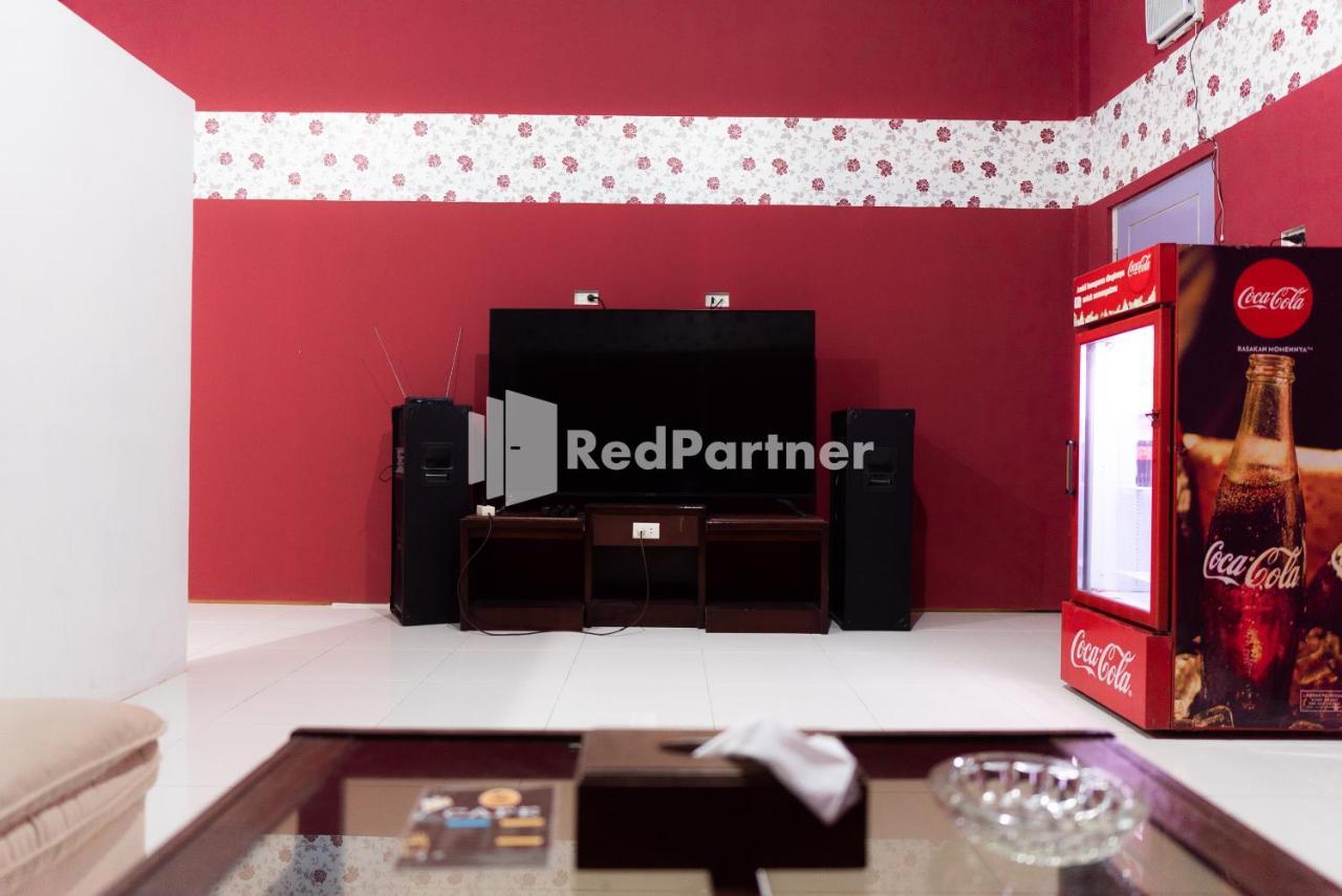 Pondok Kelapa Homestay Lampung Mitra Reddoorz Бандар-Лампунг Екстер'єр фото