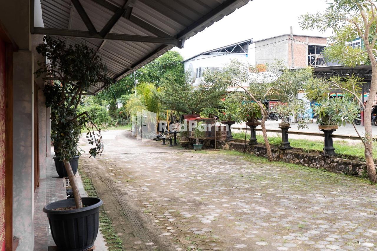 Pondok Kelapa Homestay Lampung Mitra Reddoorz Бандар-Лампунг Екстер'єр фото
