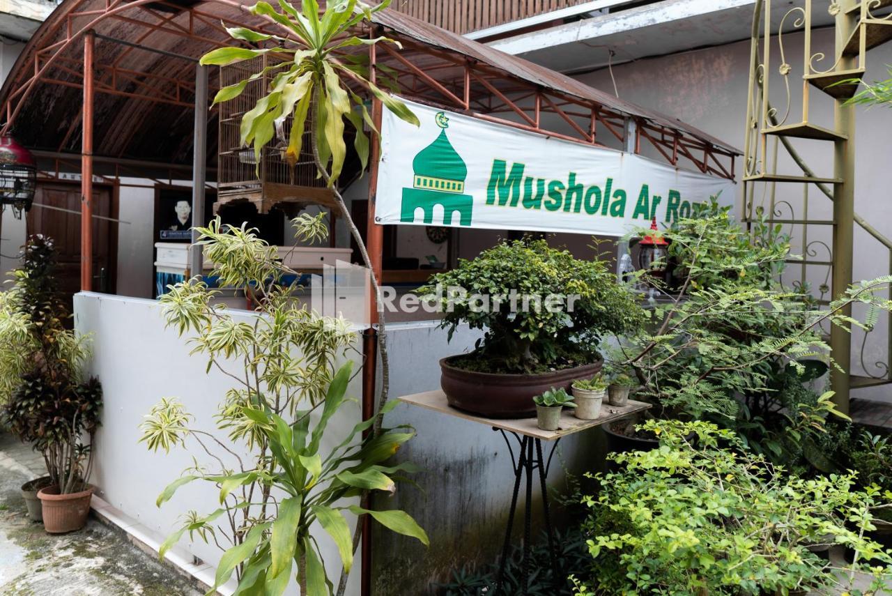 Pondok Kelapa Homestay Lampung Mitra Reddoorz Бандар-Лампунг Екстер'єр фото