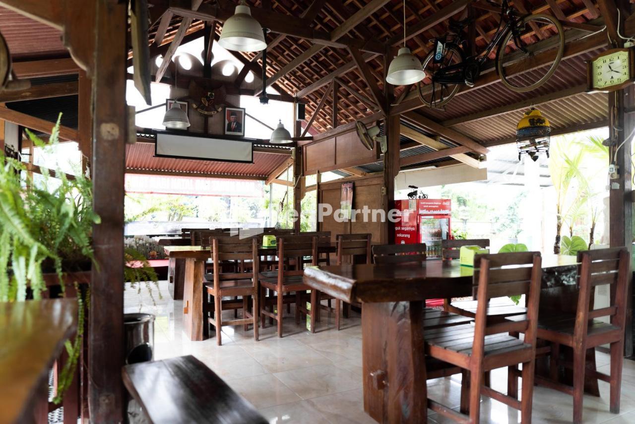 Pondok Kelapa Homestay Lampung Mitra Reddoorz Бандар-Лампунг Екстер'єр фото